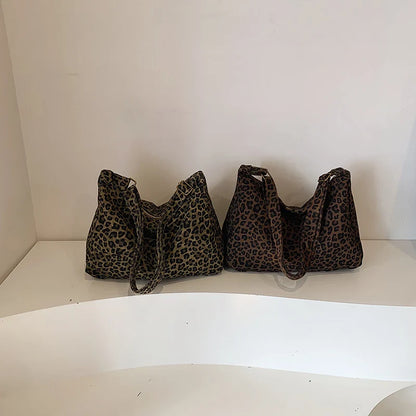Bolso de Hombro con Estampado Leopardo