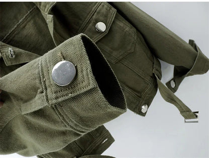 Chaqueta vaquera verde militar para mujer