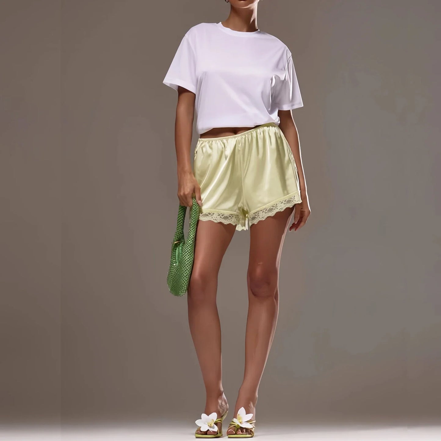 Pantalones cortos de encaje para mujer