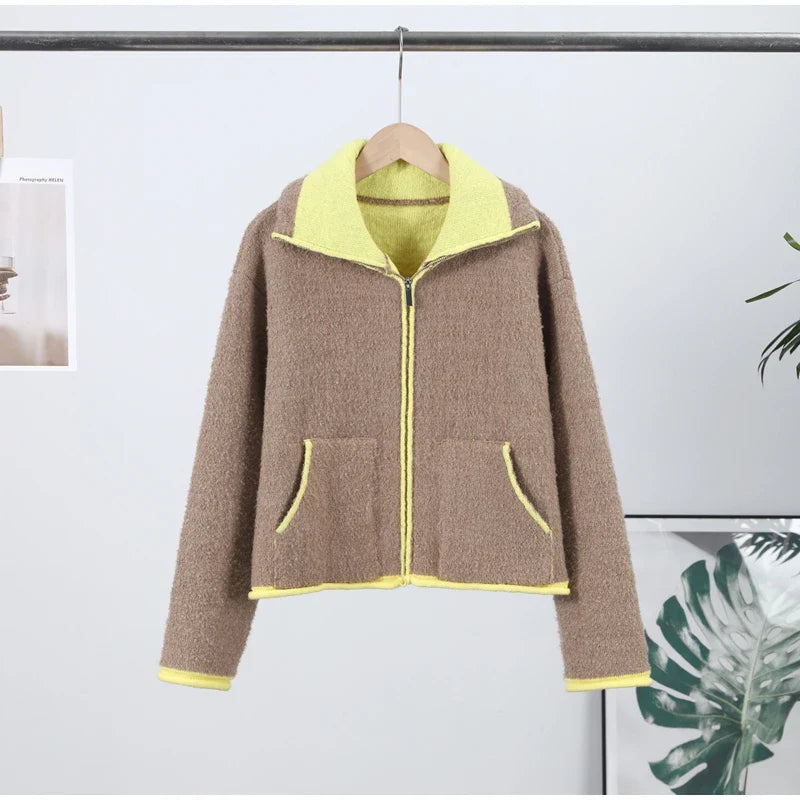 Chaqueta de Punto con Contraste